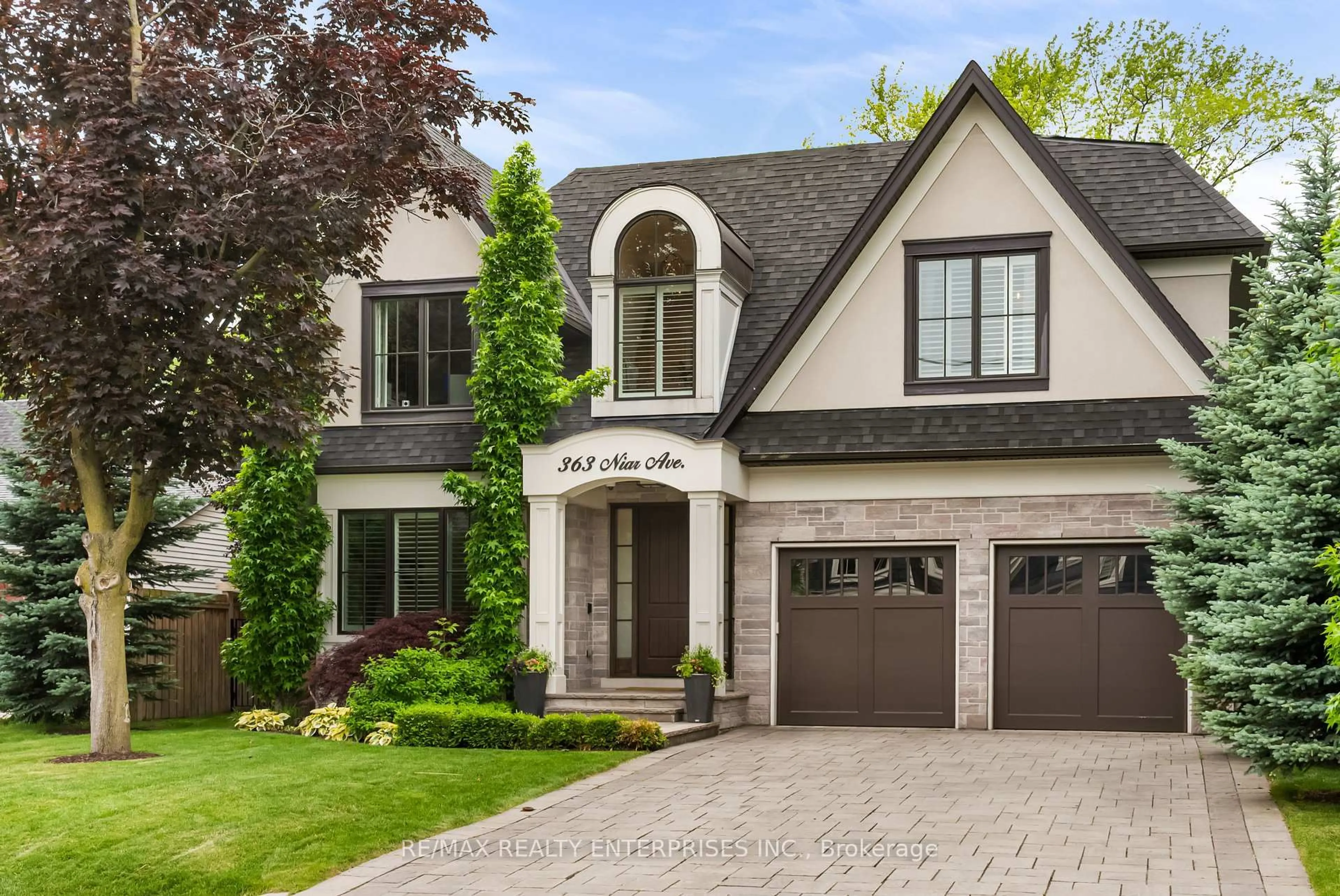 Home with brick exterior material, street for 363 Niar Ave, Mississauga Ontario L5G 1W2