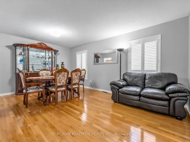 4841 Apple Blossom Circ, Mississauga 5