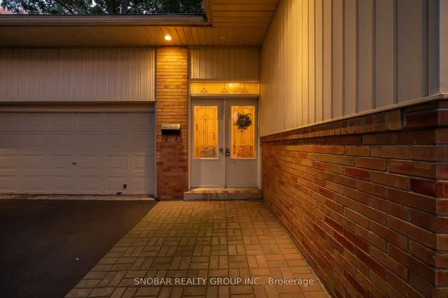 1408 Ballyclare Dr, Mississauga 3