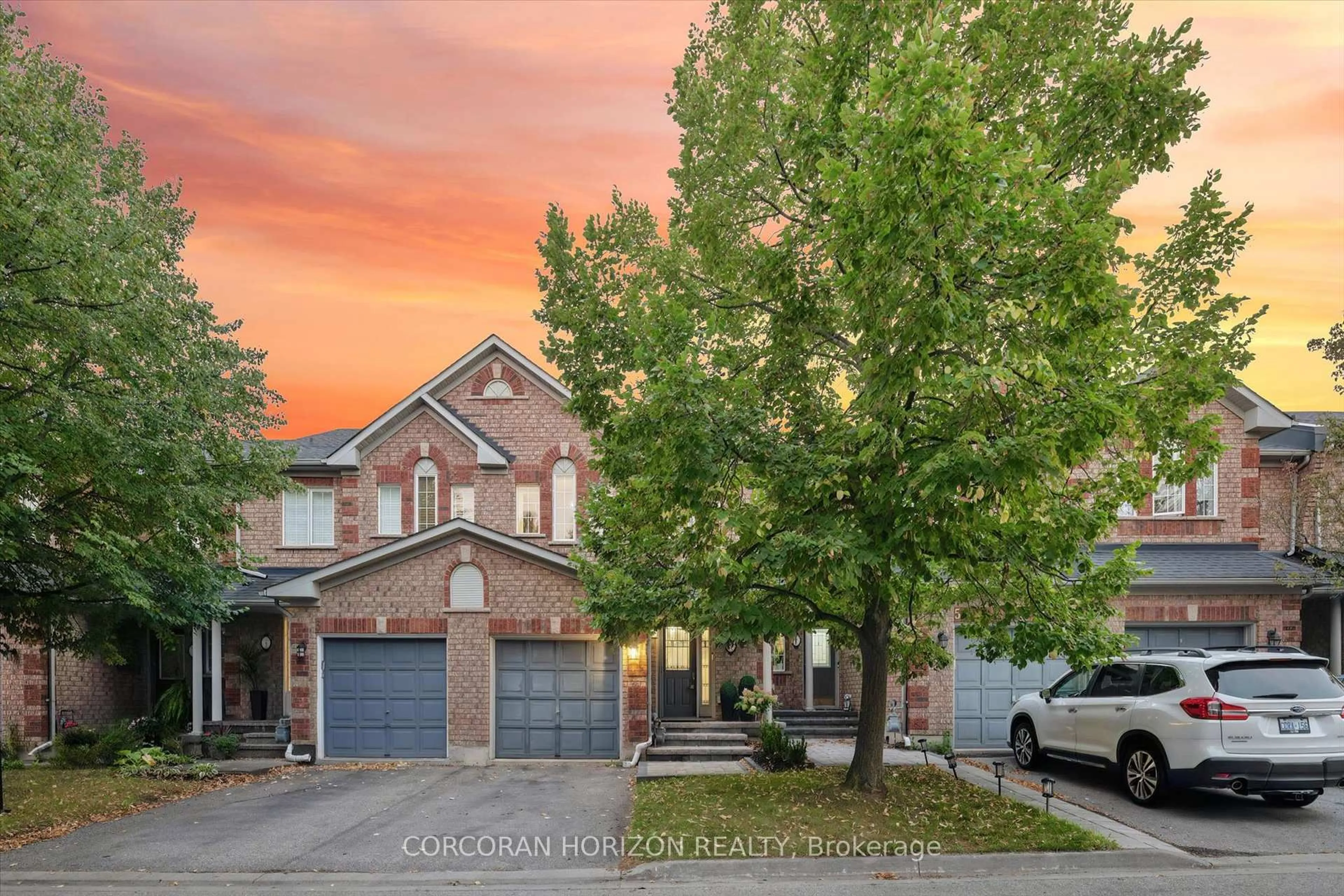 Home with brick exterior material, street for 2970 Berwick Dr #4, Burlington Ontario L7M 4M3