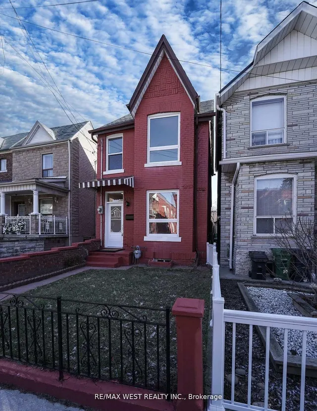 115 Edwin Ave, Toronto 2