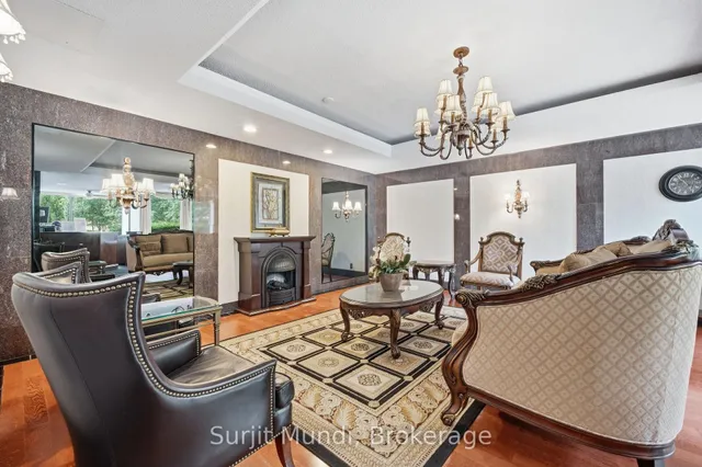 10 Malta Ave #1501, Brampton 4