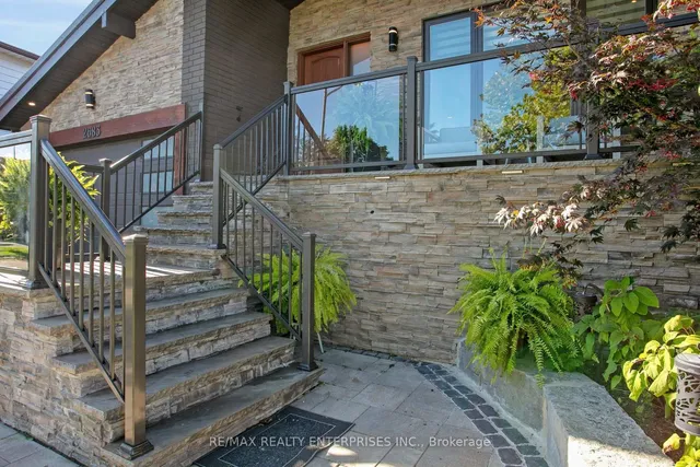2683 Kingsberry Cres, Mississauga 2