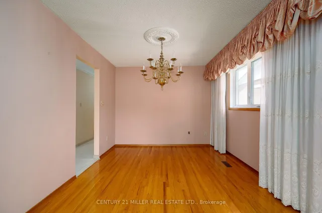 3478 Palgrave Rd, Mississauga 5