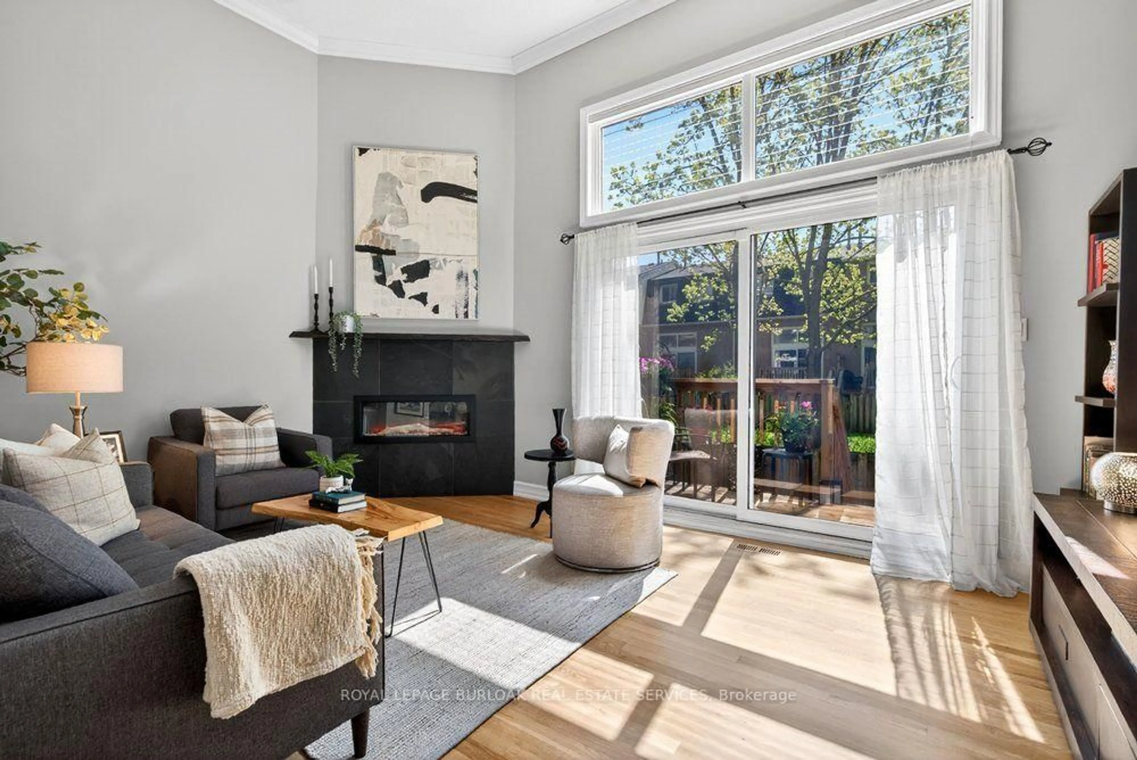 Living room with furniture, unknown for 1351 Ontario St #14, Burlington Ontario L7S 1E9
