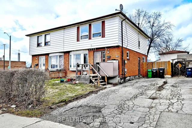 116 Sutherland Ave, Brampton 2