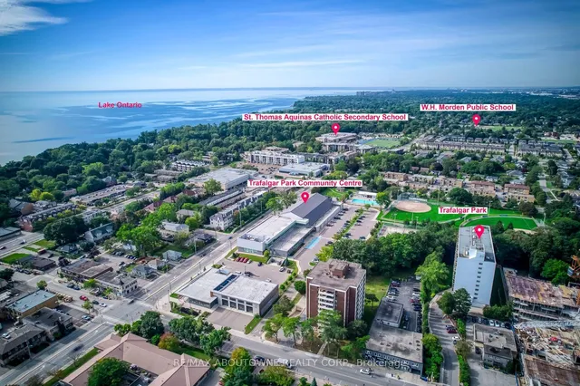 212 Kerr St #906, Oakville 3
