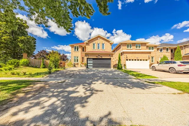 743 Winterton Way, Mississauga 2