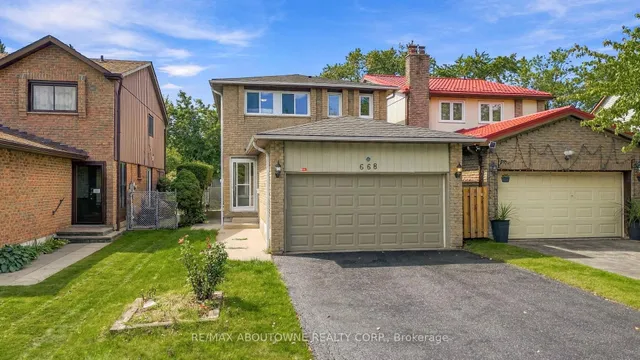 668 Greycedar Cres, Mississauga 2