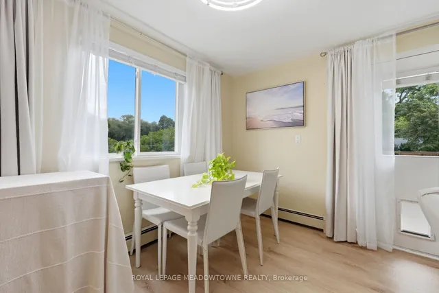 49 Park Ave #301, Halton Hills 3