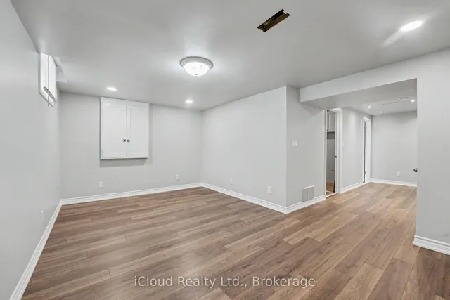 81 Hansen Rd #62, Brampton 5