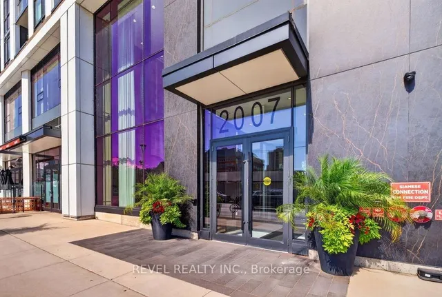 2007 James St #1705, Burlington 2