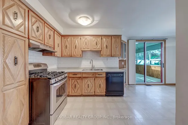 42 Newstead Rd, Toronto 3