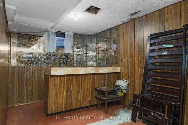 72 Chiswick Ave, Toronto 5