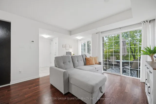 2441 Greenwich Dr #37, Oakville 5