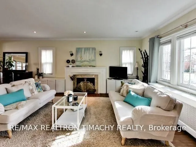 61 Thirty Seventh St, Toronto 4