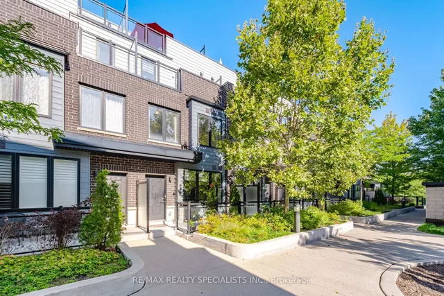 2232 Bromsgrove Rd #7, Mississauga 3