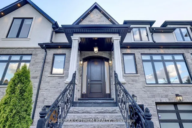 26 Pioneer Dr, Mississauga 4