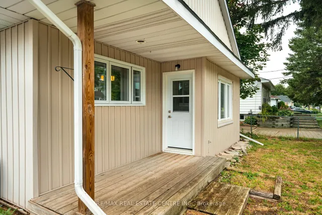 23 Third St, Orangeville 4