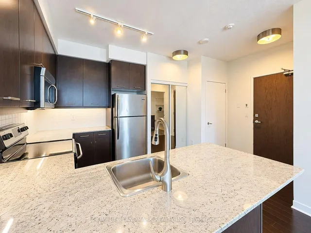 360 Square One Dr #1306, Mississauga 2