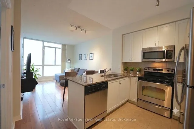 225 Webb Dr #3410, Mississauga 2