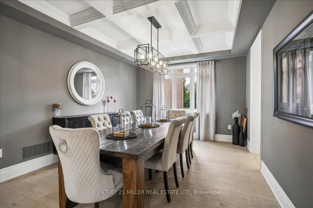 3348 Skipton Lane, Oakville 5
