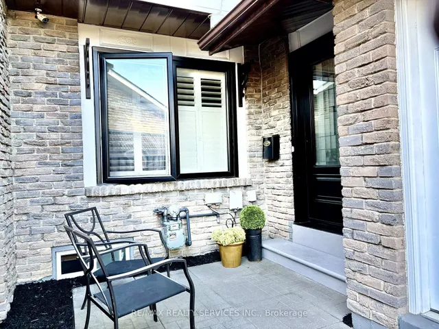 151 Greene Dr, Brampton 2