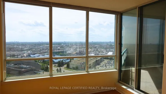550 Webb Dr #1806, Mississauga 4