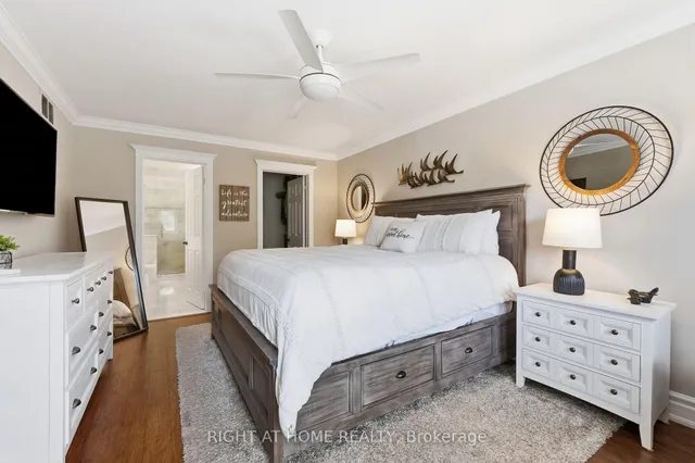 1594 Heritage Way, Oakville 4
