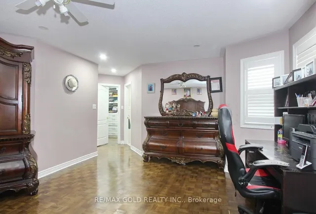 15 Youngestar Tr, Brampton 5