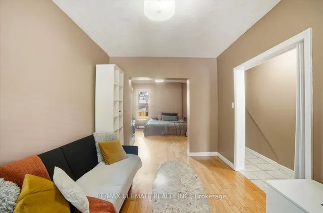 299 Delaware Ave, Toronto 2
