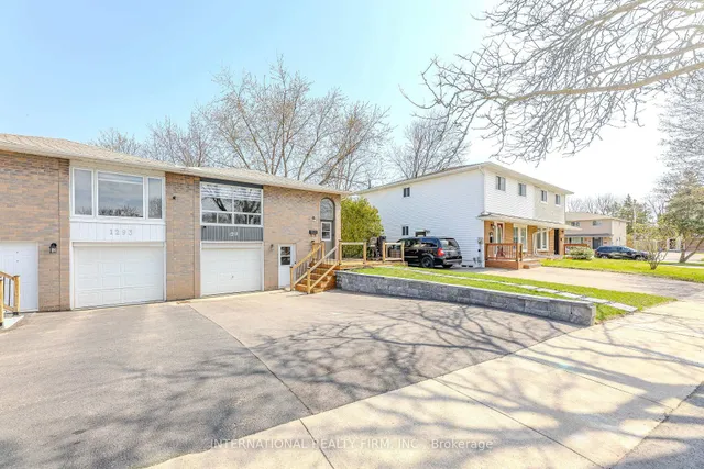 1291 Consort Cres, Burlington 5