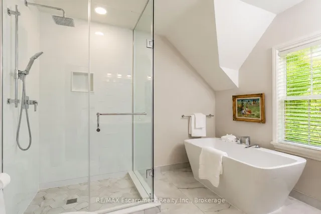 74 Howard Ave, Oakville 4