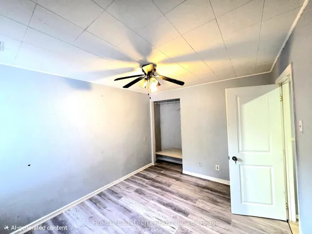 7178 Lancaster Ave, Mississauga 5