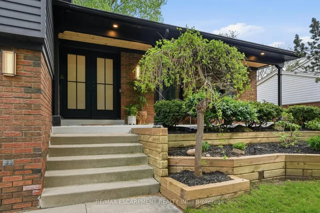 345 Rankin Dr, Burlington 3
