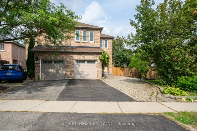 2031 Westree Dr, Oakville 2