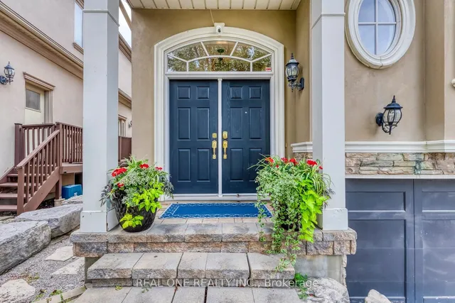 2278 Woodfield Rd, Oakville 3