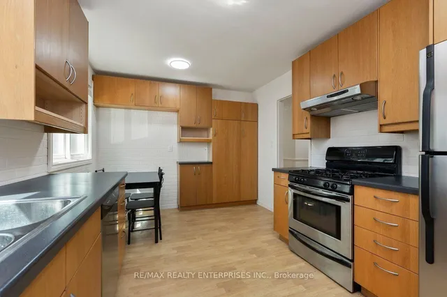 5081 Brady Ave, Burlington 5