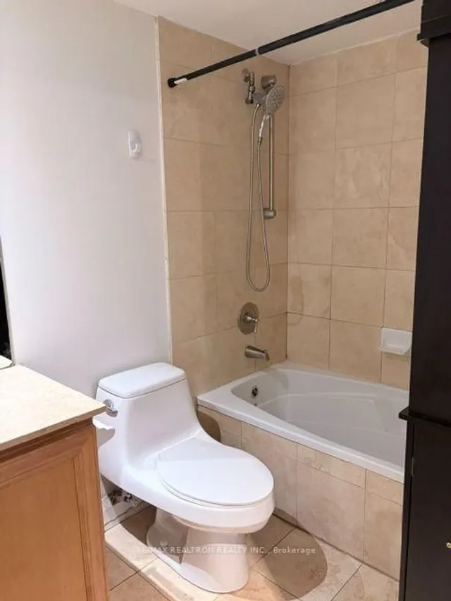 2737 Keele St #708, Toronto 2