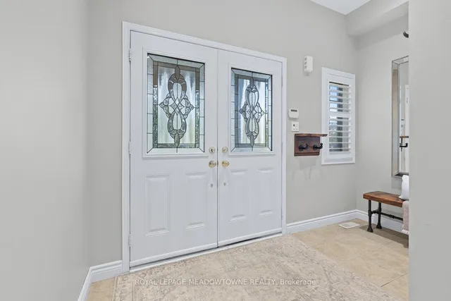 19 Goldham Way, Halton Hills 5
