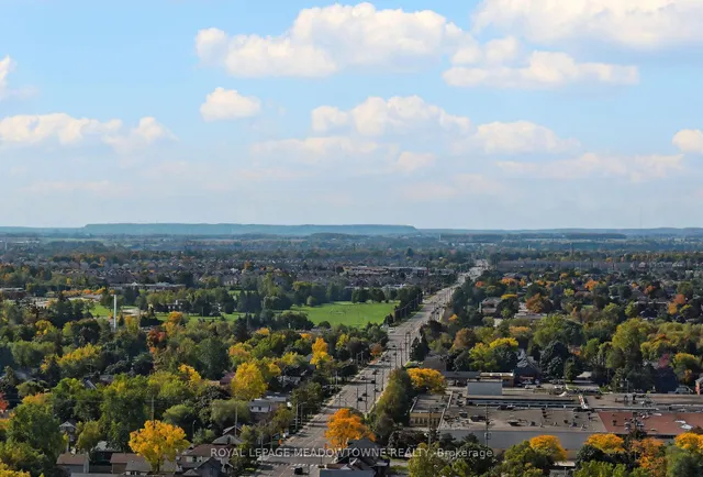 9 George St #PH 2603, Brampton 2