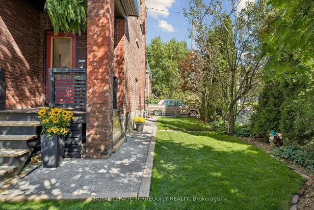 2 Wright Ave, Toronto 2