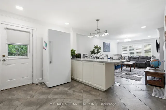 799 Drury Lane, Burlington 3