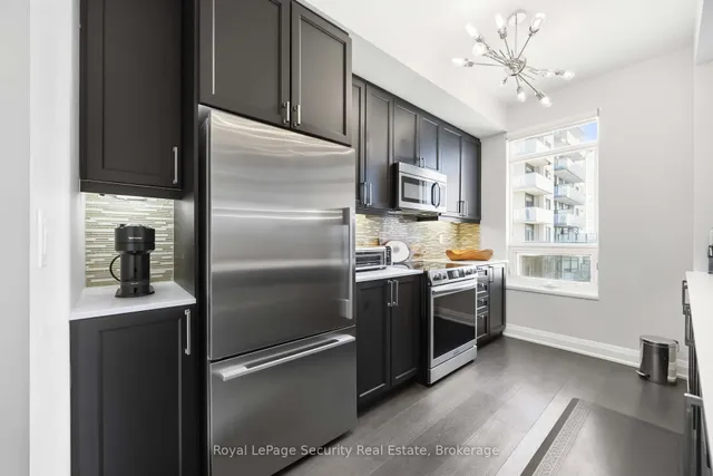 35 Fontenay Crt #602, Toronto 5