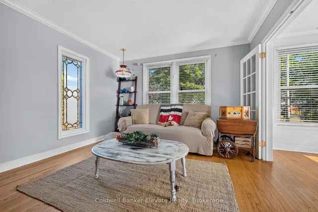 32 Chelvin Dr, Halton Hills 5