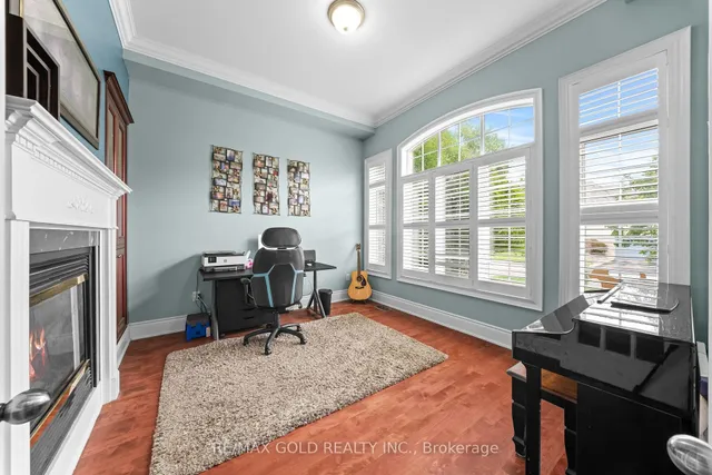 6 Pasadena Ave, Brampton 4