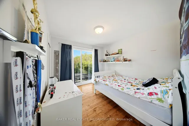 3415 Schomberg Ave, Mississauga 5