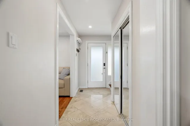 3415 Schomberg Ave, Mississauga 4
