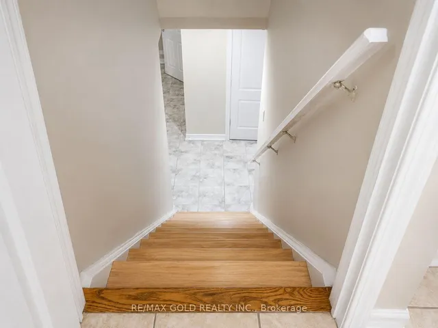 24 Gander Cres, Brampton 4
