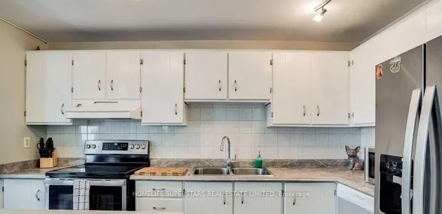 1066 FALGARWOOD Dr #165, Oakville 4